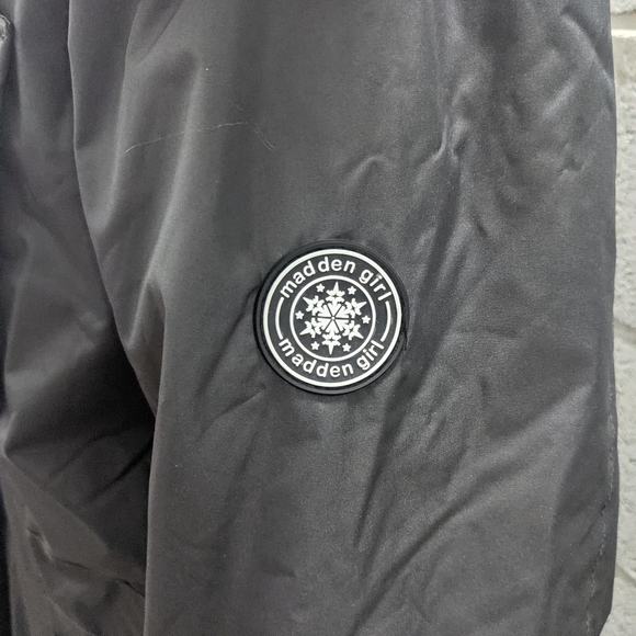 New Madden Girl Faux-Fur Parka Gray Large - Picture 5 of 7